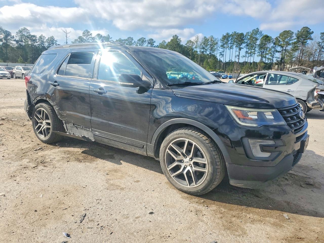 2017 FORD EXPLORER SPORT photo 4