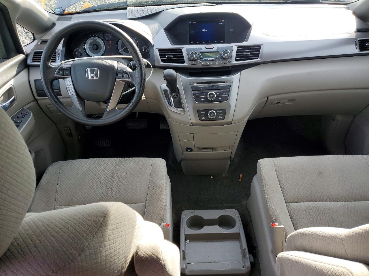 2014 HONDA ODYSSEY LX photo 8