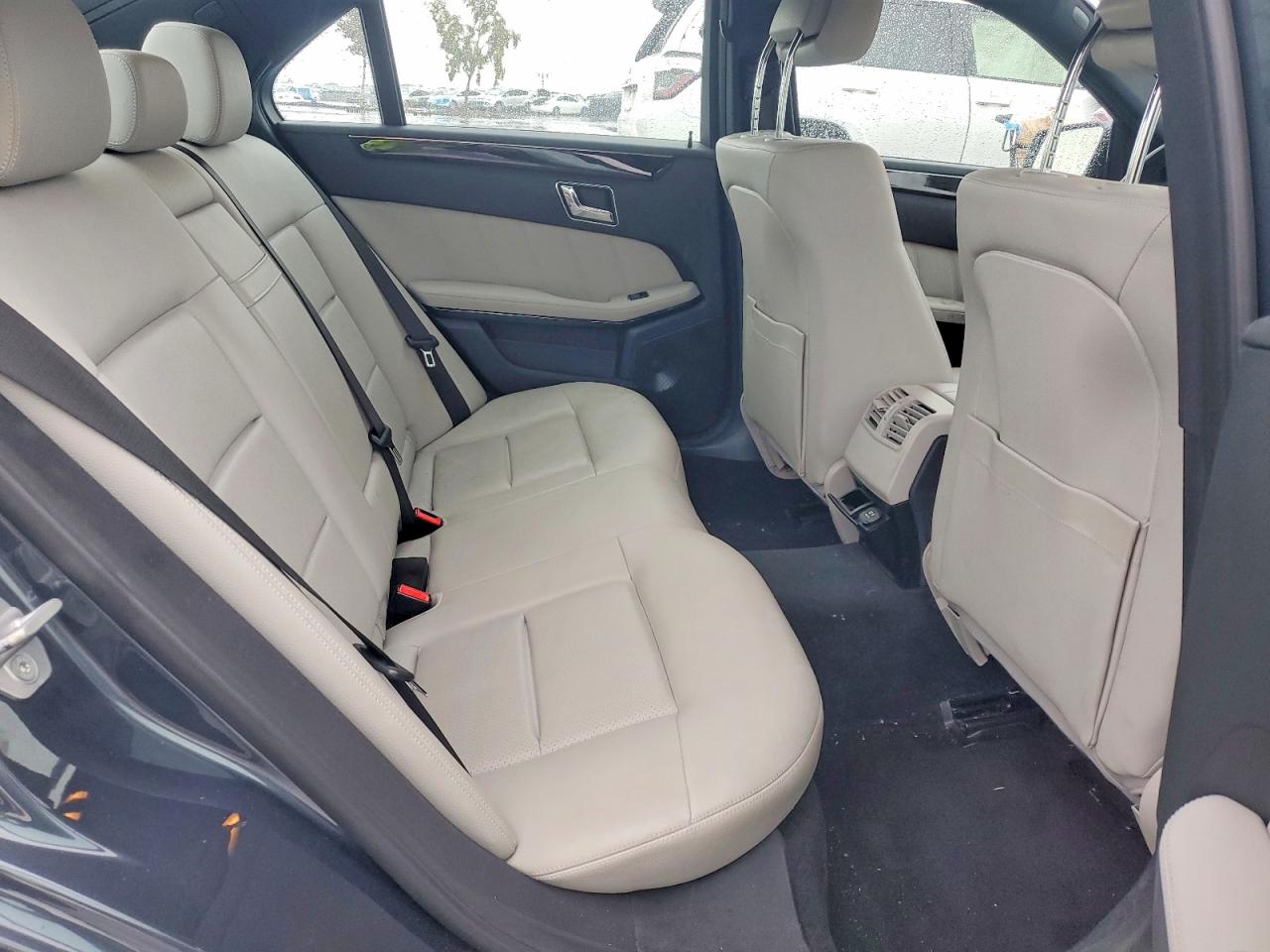 2011 MERCEDES-BENZ E 350 photo 10