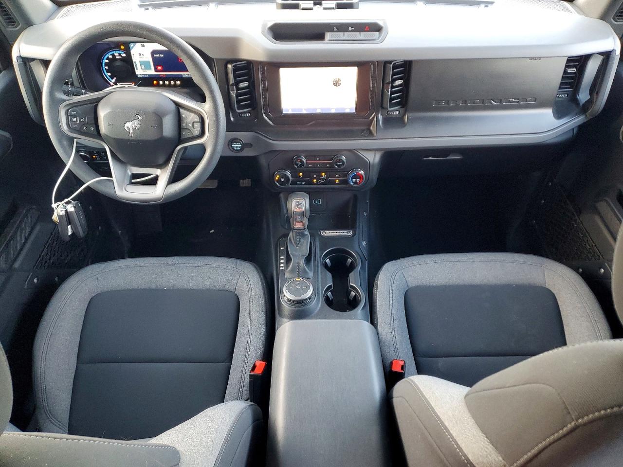 2023 FORD BRONCO BASE photo 8