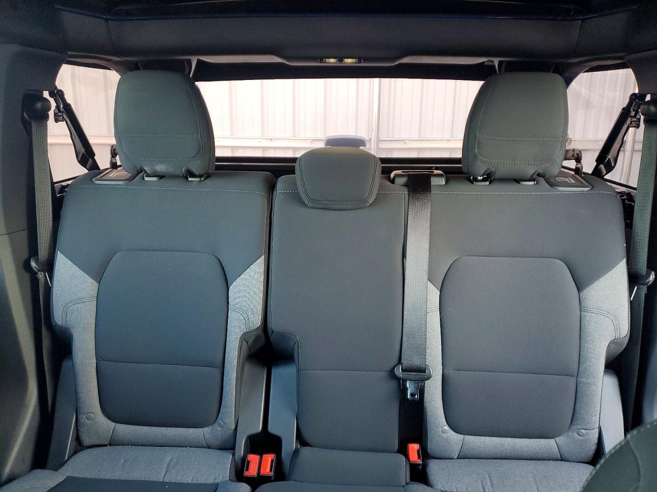 2023 FORD BRONCO BASE photo 10