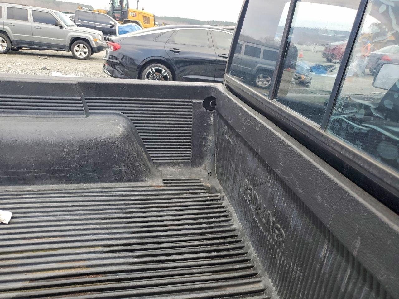 1996 NISSAN TRUCK BASE photo 19