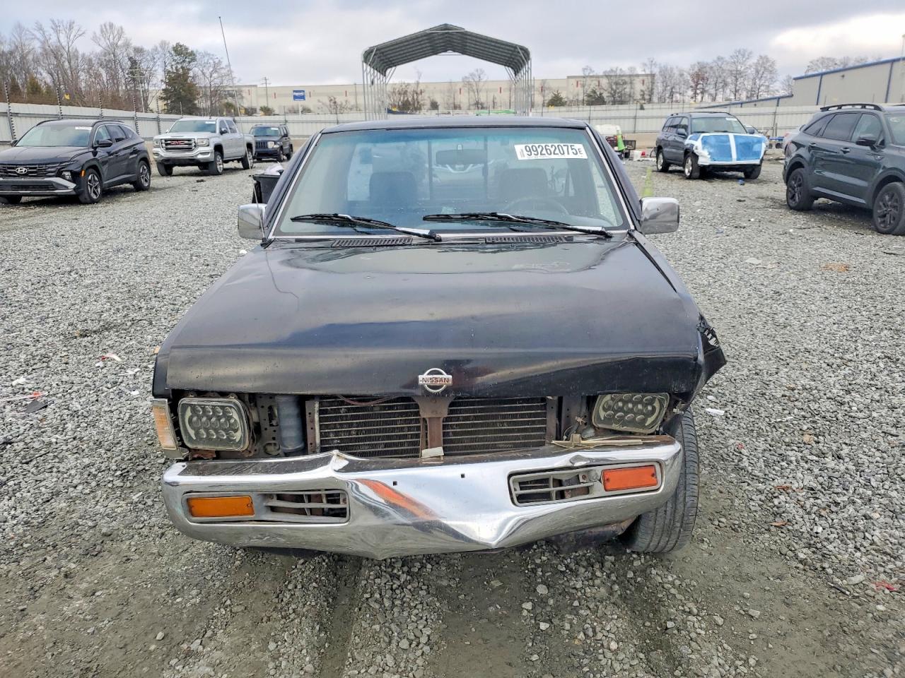 1996 NISSAN TRUCK BASE photo 9