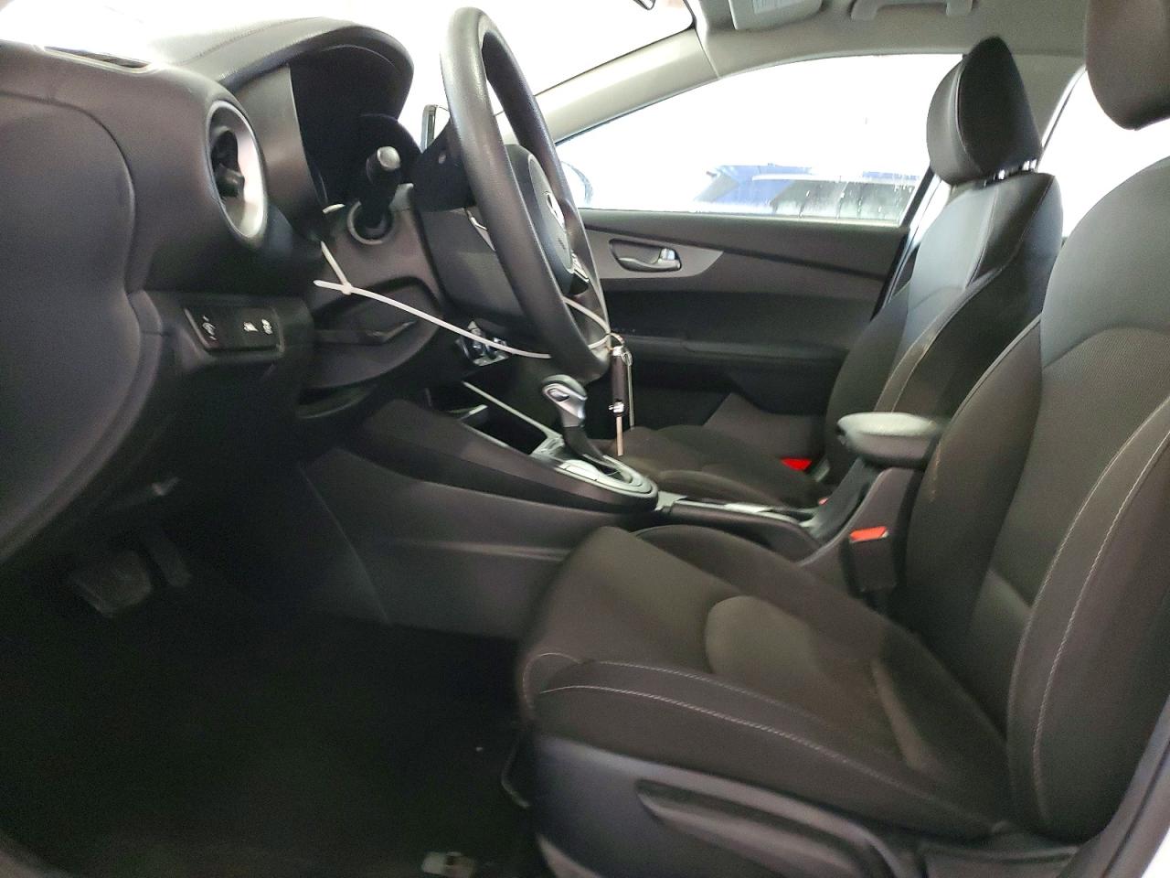 2021 KIA FORTE FE photo 7