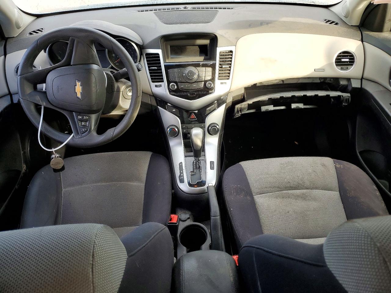 2015 CHEVROLET CRUZE LS photo 8