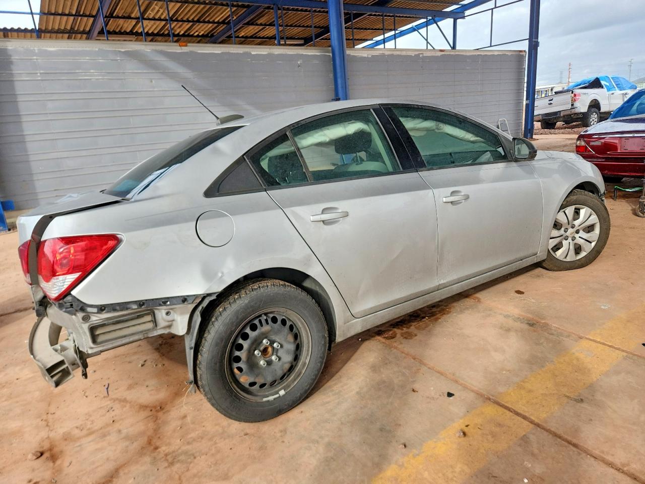 2015 CHEVROLET CRUZE LS photo 3