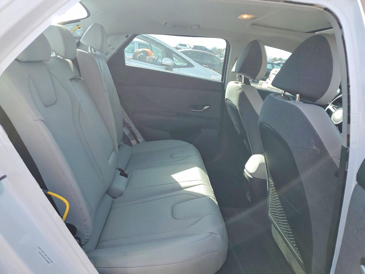 2025 HYUNDAI ELANTRA LIMITED photo 10