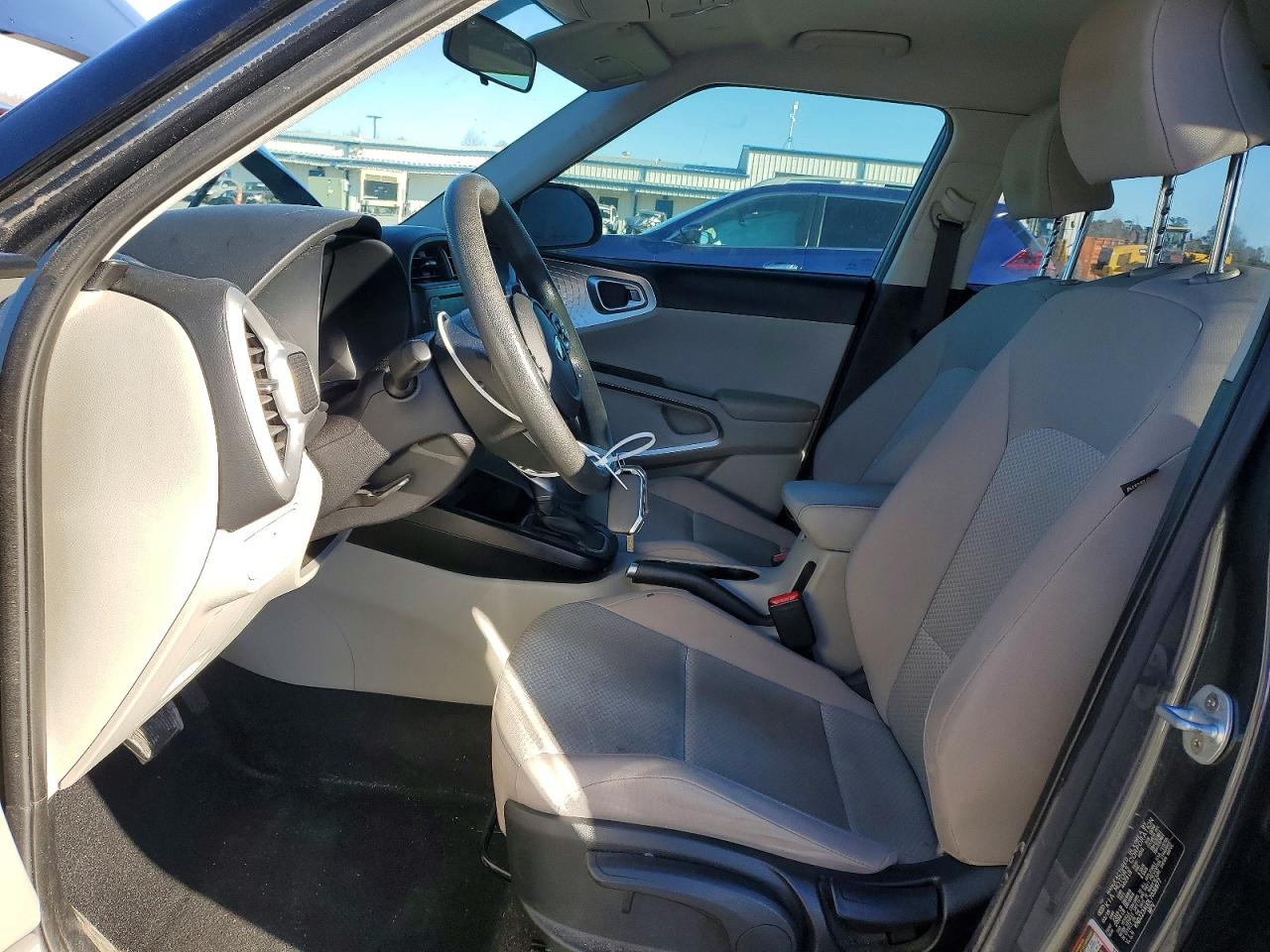 2020 KIA SOUL LX photo 7