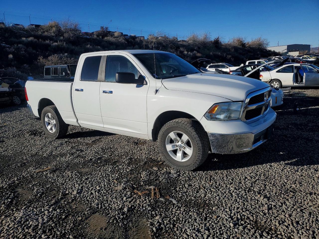 2014 RAM 1500 SLT photo 10