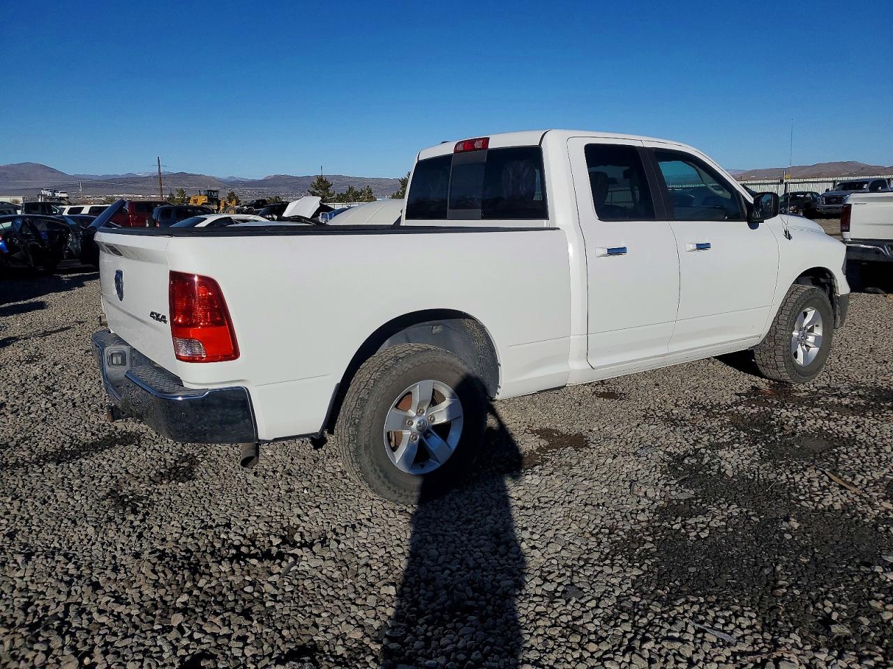 2014 RAM 1500 SLT photo 7