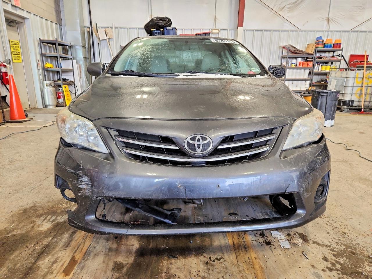 2013 TOYOTA COROLLA BASE photo 5