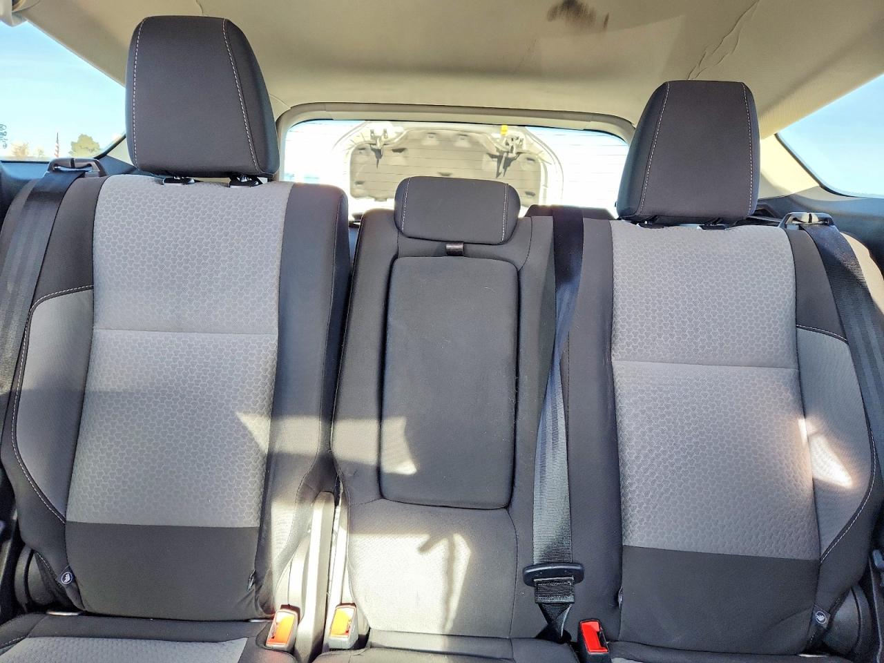 2018 FORD ESCAPE SE photo 19