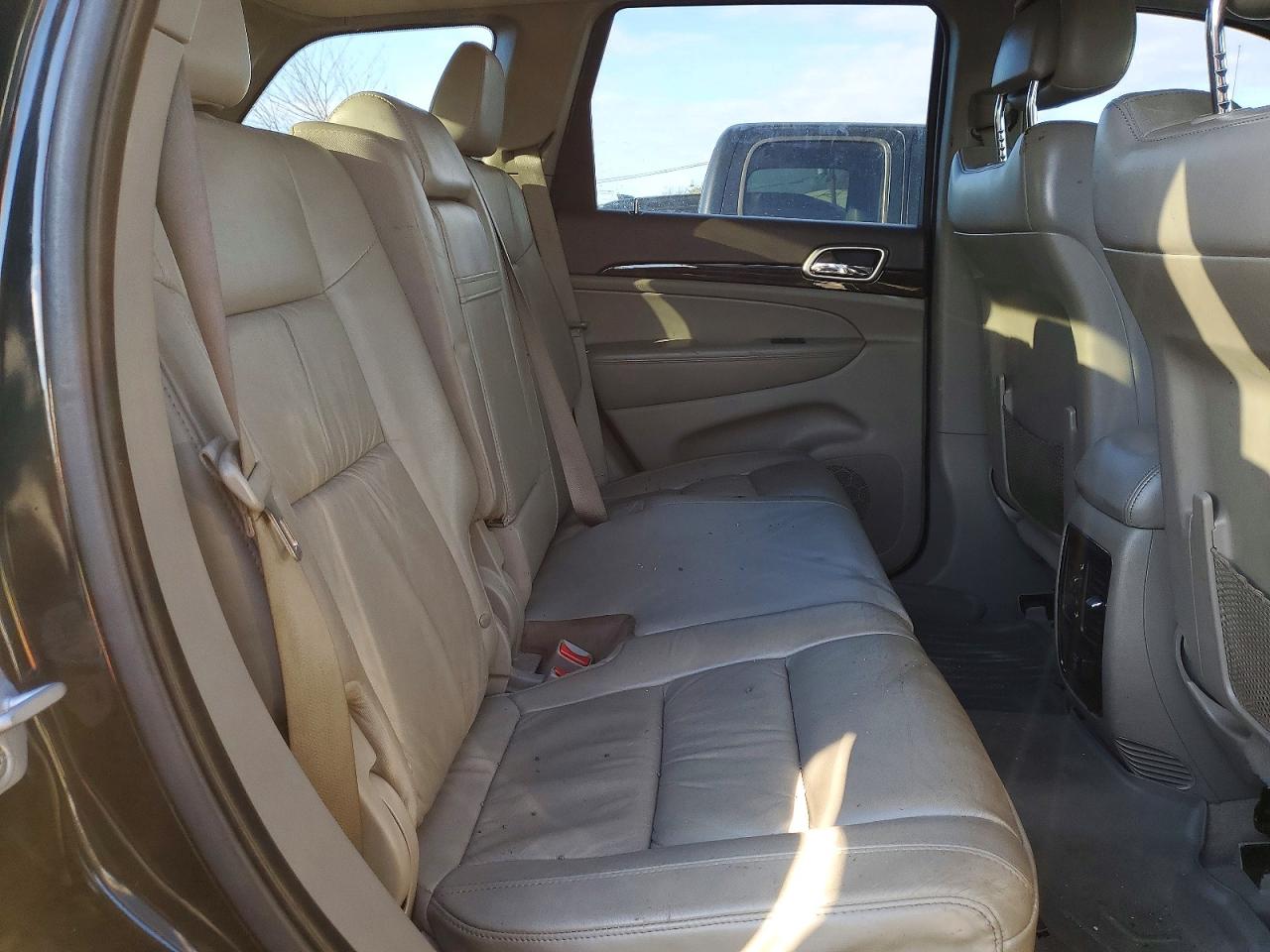 2012 JEEP GRAND CHEROKEE LAREDO photo 21