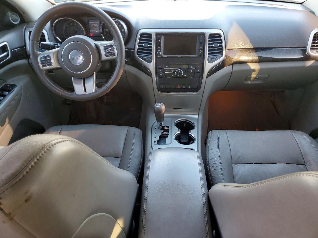 2012 JEEP GRAND CHEROKEE LAREDO photo 15