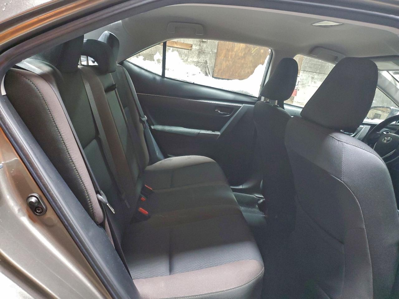 2017 TOYOTA COROLLA L photo 21