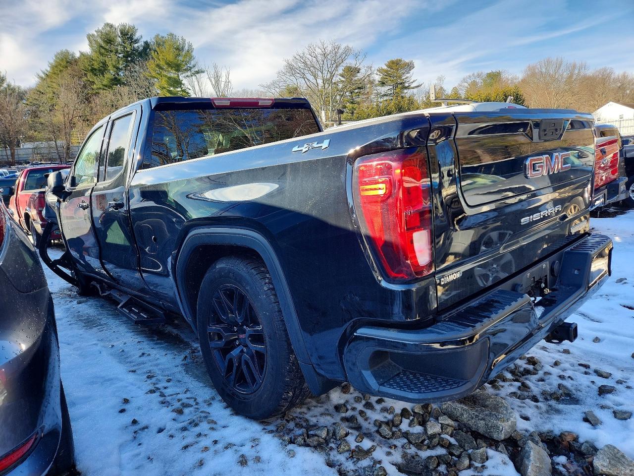 2022 GMC SIERRA LIMITED K1500 ELEVATION photo 2