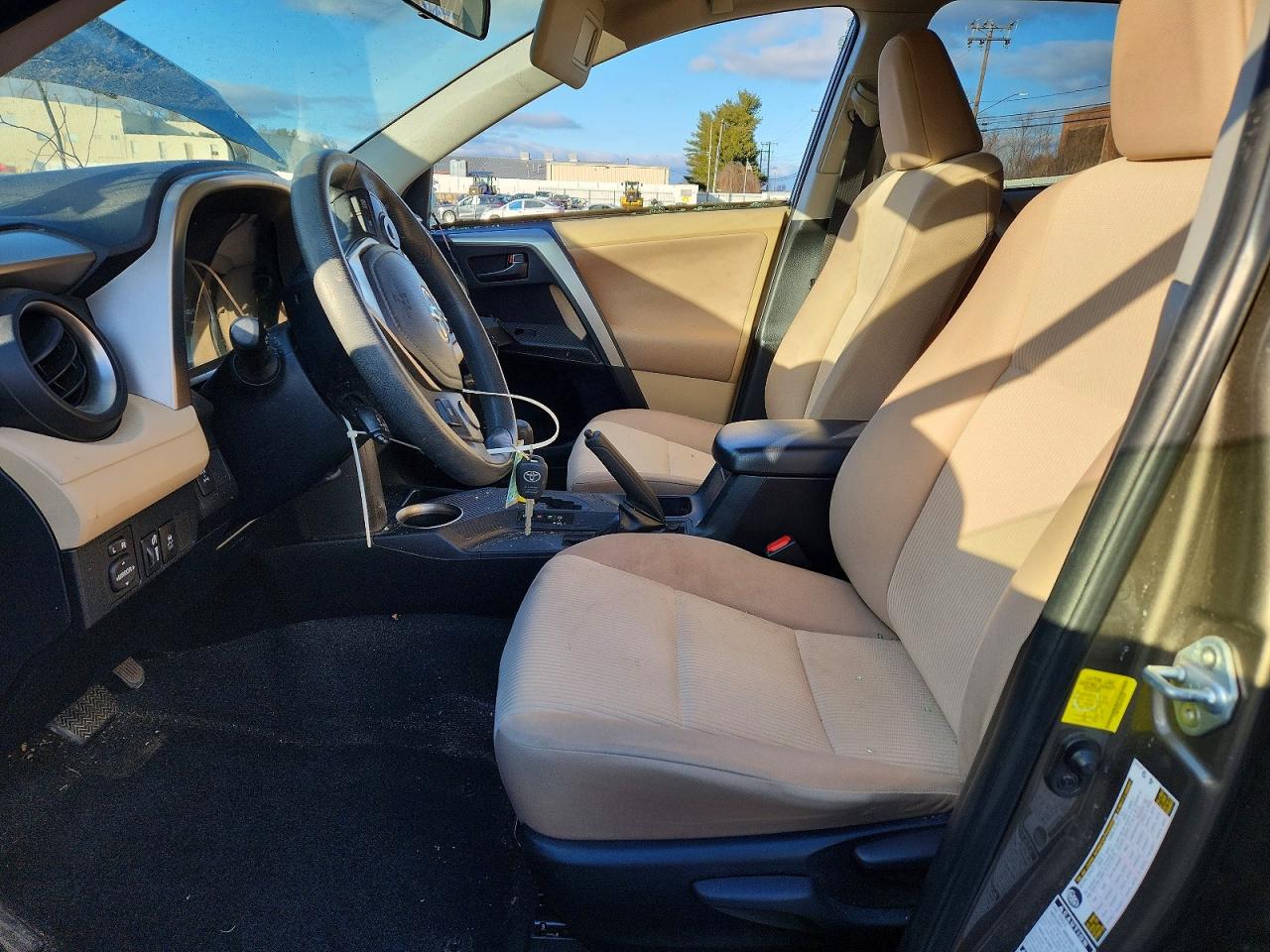 2013 TOYOTA RAV4 LE photo 13