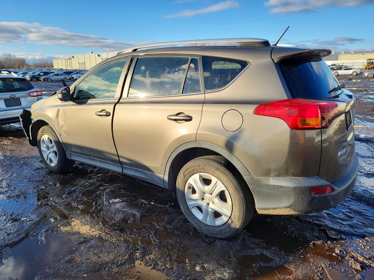 2013 TOYOTA RAV4 LE photo 3