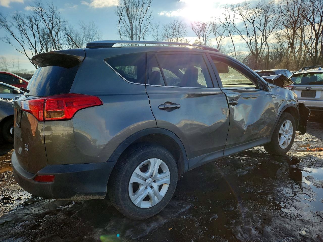 2013 TOYOTA RAV4 LE photo 5