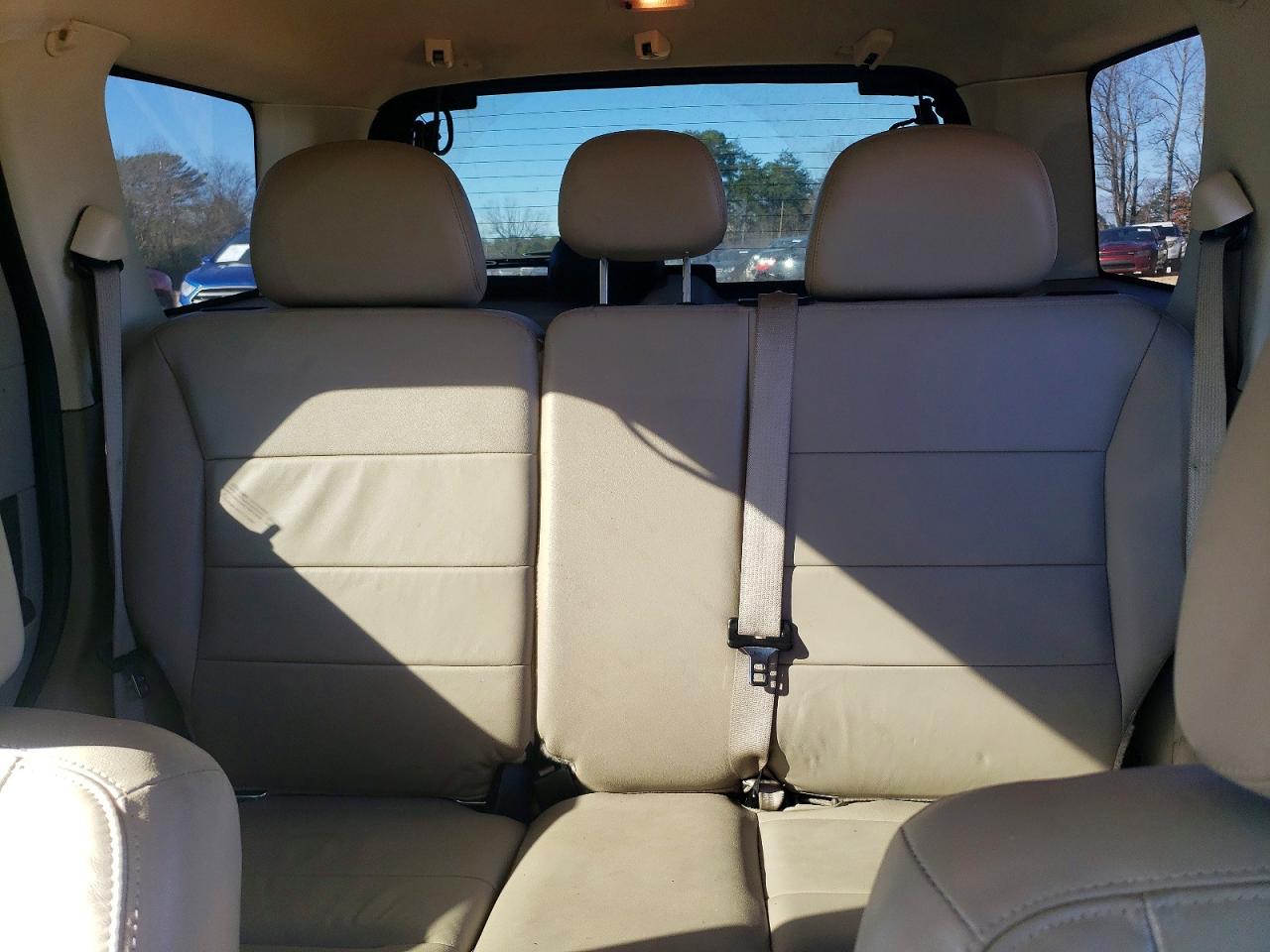 2012 FORD ESCAPE XLT photo 10