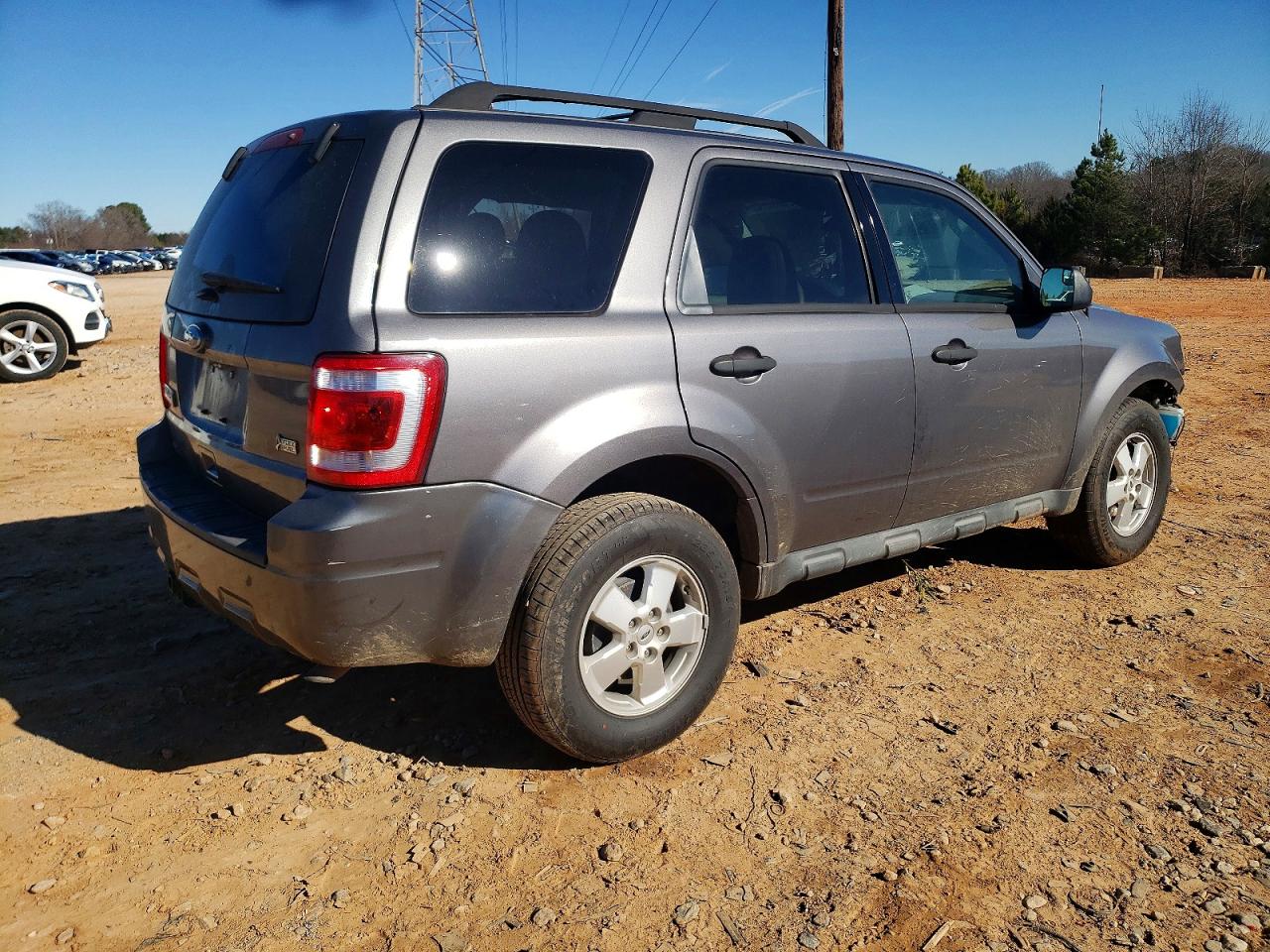 2012 FORD ESCAPE XLT photo 3