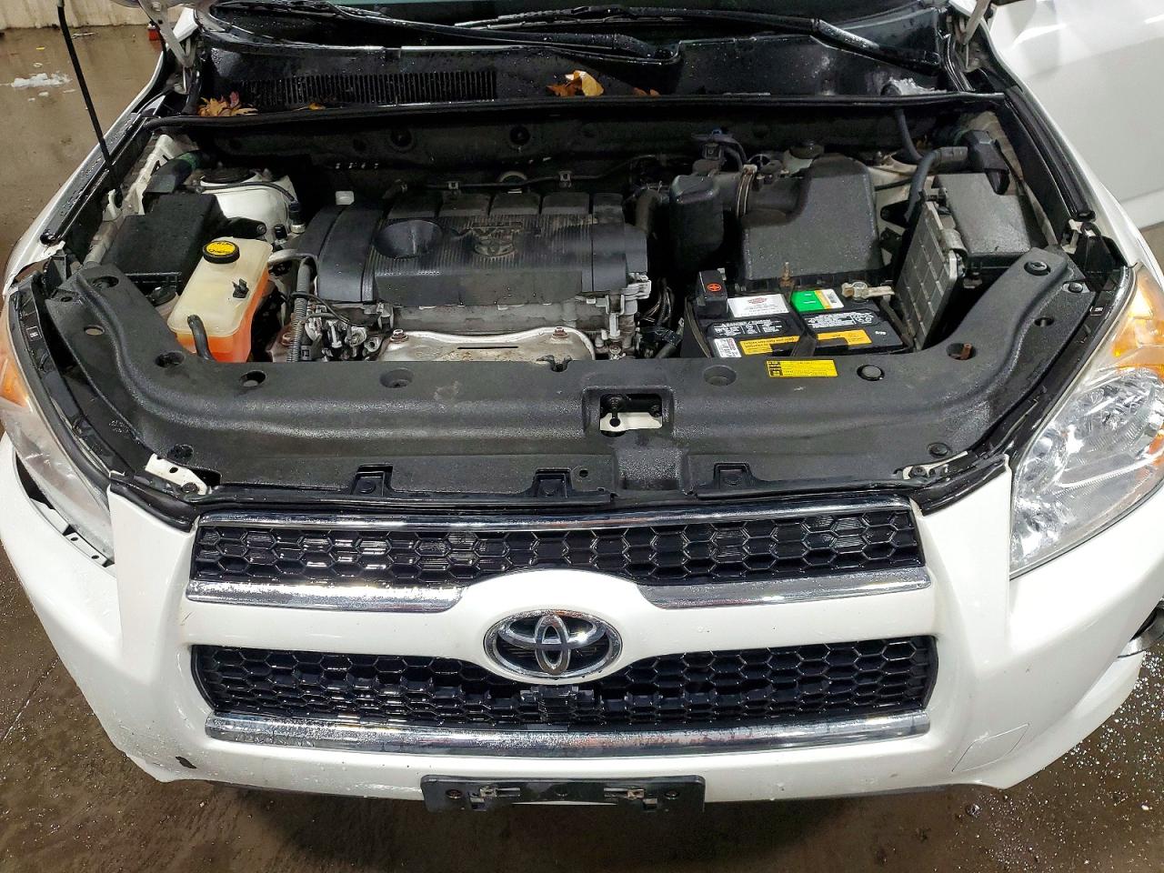 2012 TOYOTA RAV4 LIMITED photo 12