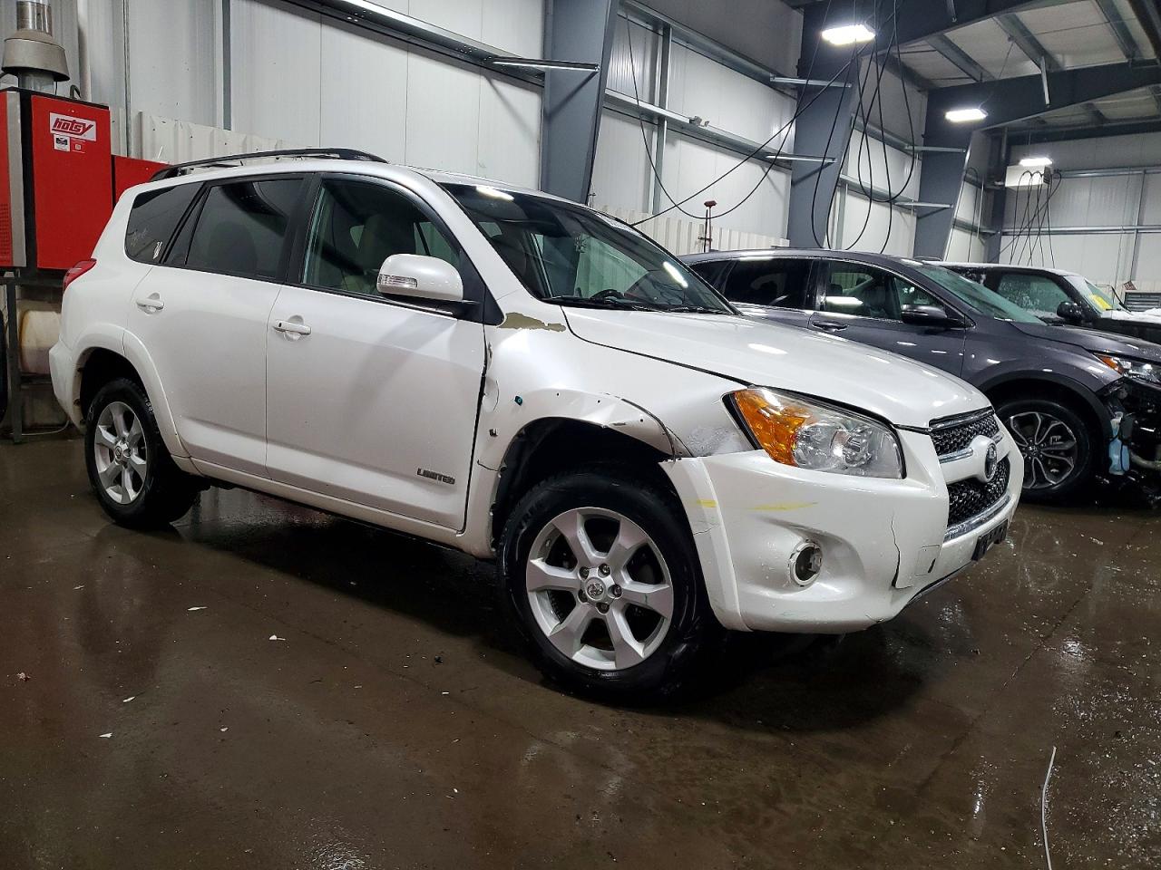 2012 TOYOTA RAV4 LIMITED photo 4