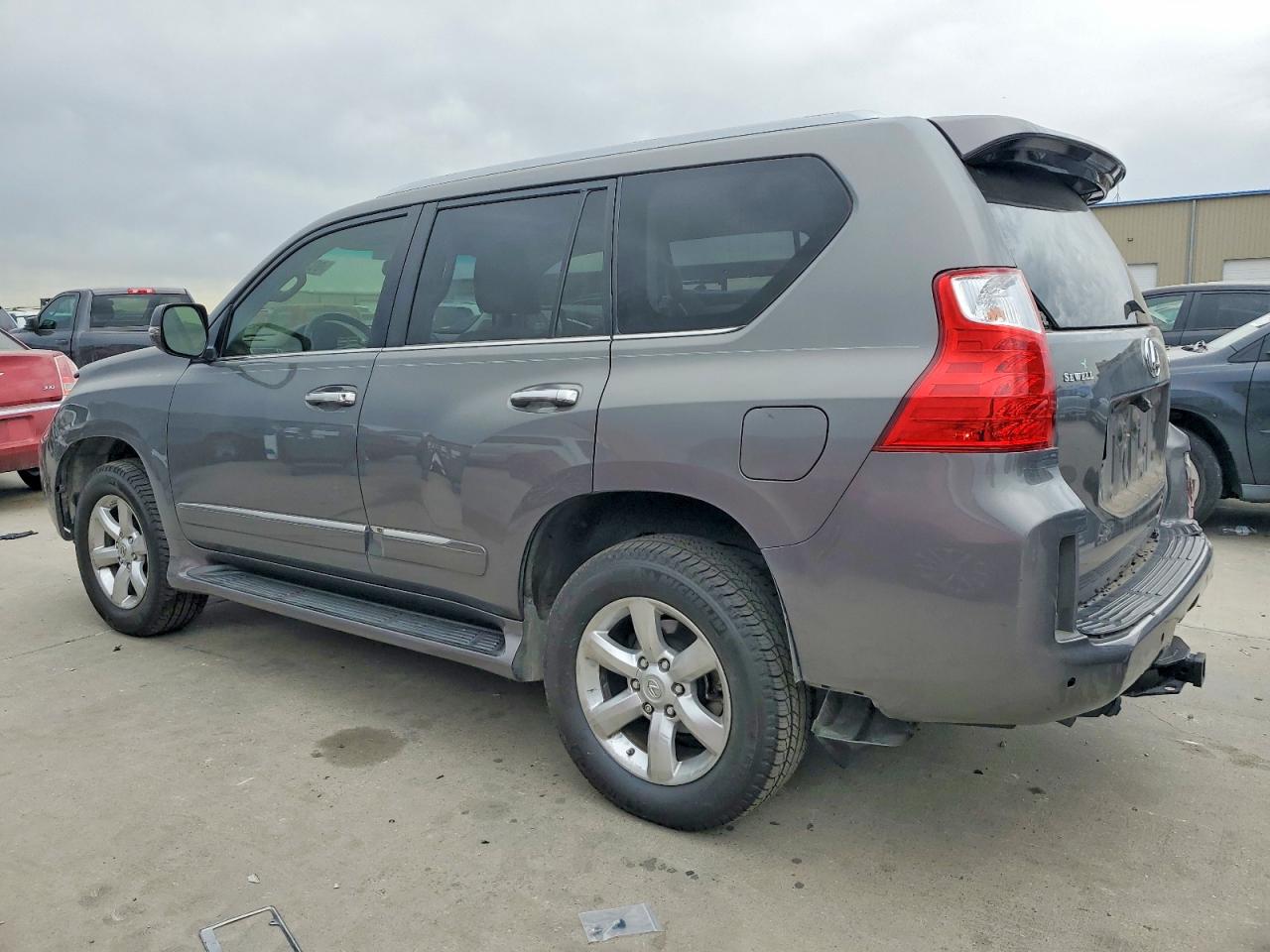 2012 LEXUS GX 460 photo 2