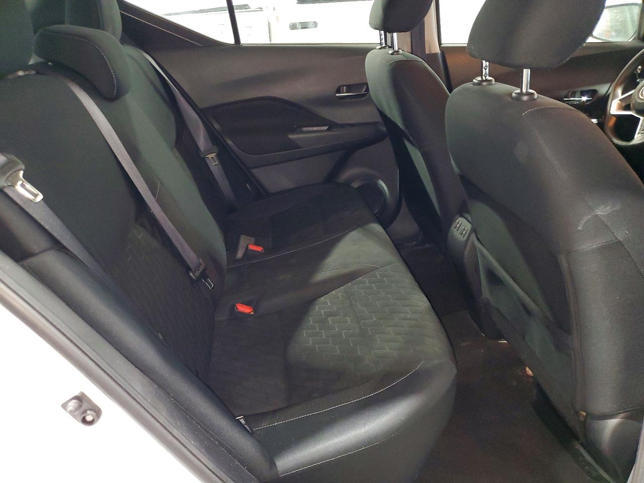 2023 NISSAN KICKS SV photo 11