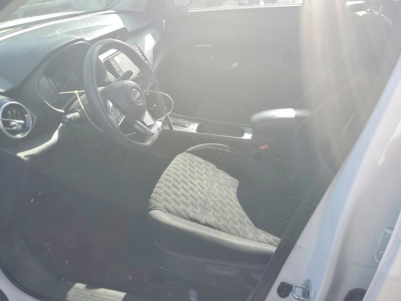 2023 NISSAN KICKS SV photo 7