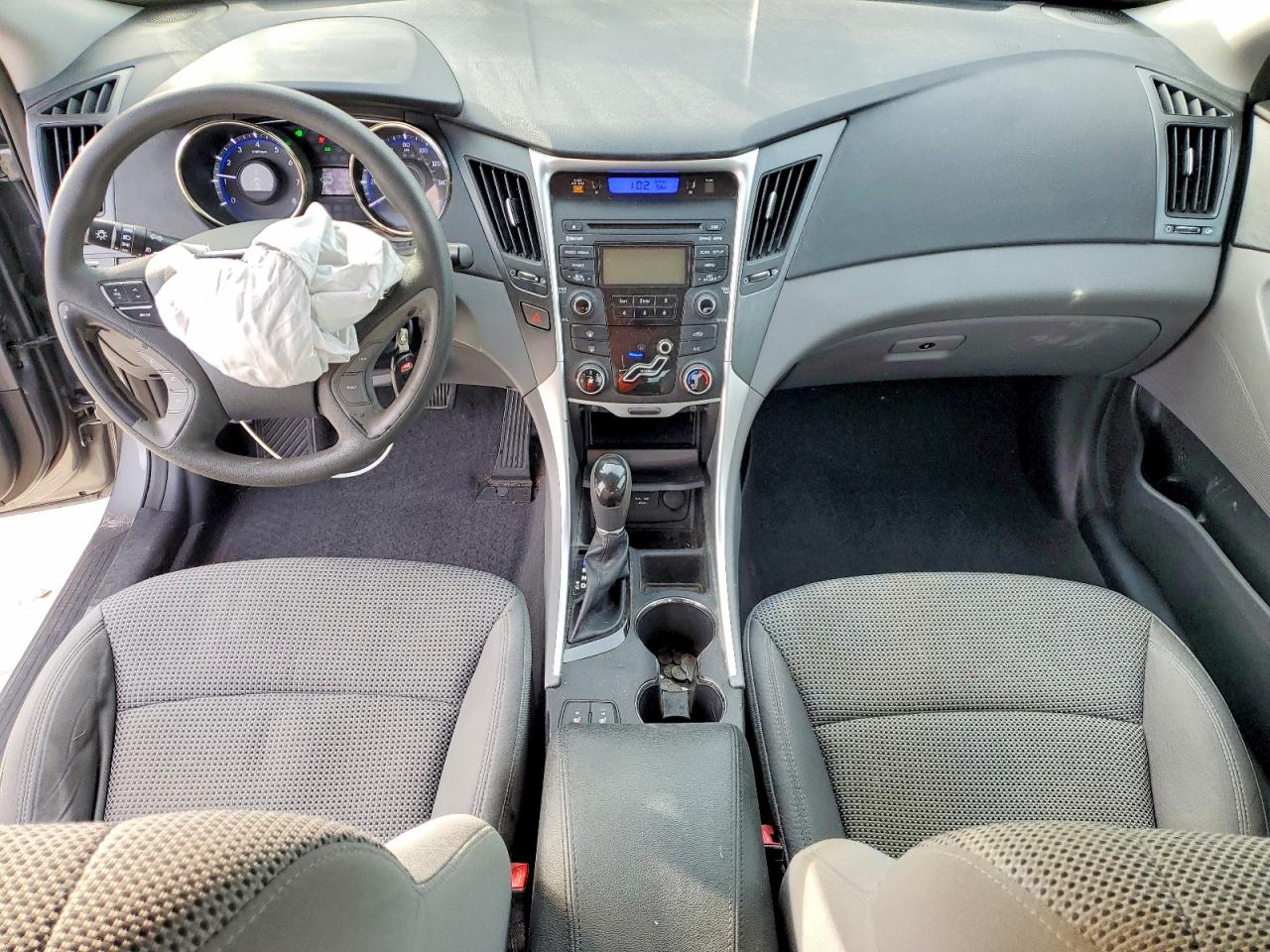 2013 HYUNDAI SONATA GLS photo 15