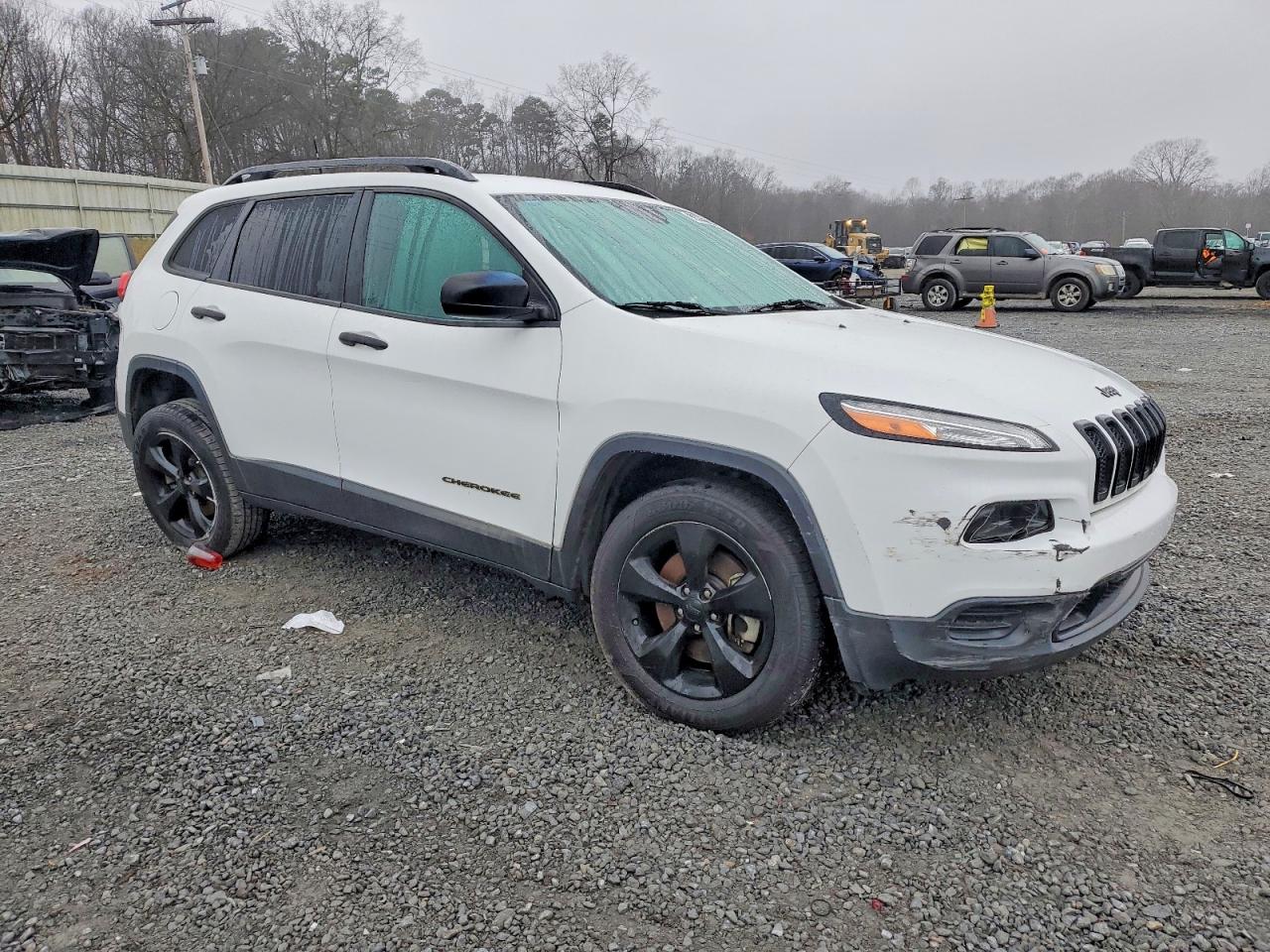 2016 JEEP CHEROKEE SPORT photo 4
