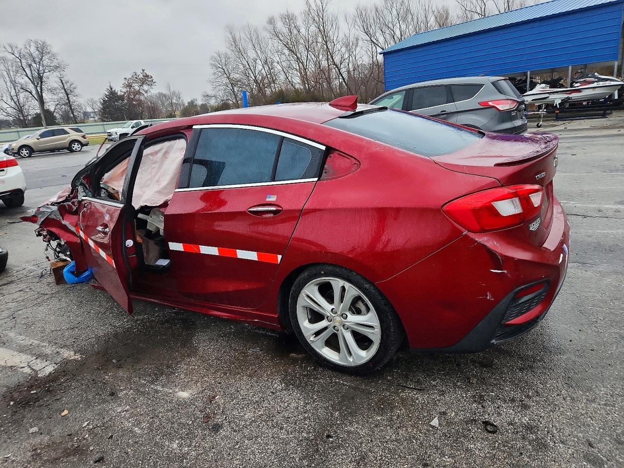 2017 CHEVROLET CRUZE PREMIER photo 2