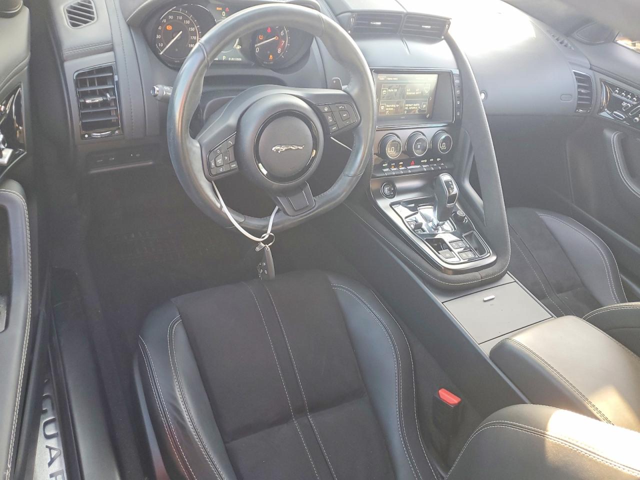 2016 JAGUAR F-TYPE photo 8