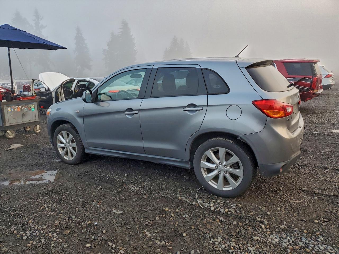 2014 MITSUBISHI OUTLANDER SPORT ES photo 5