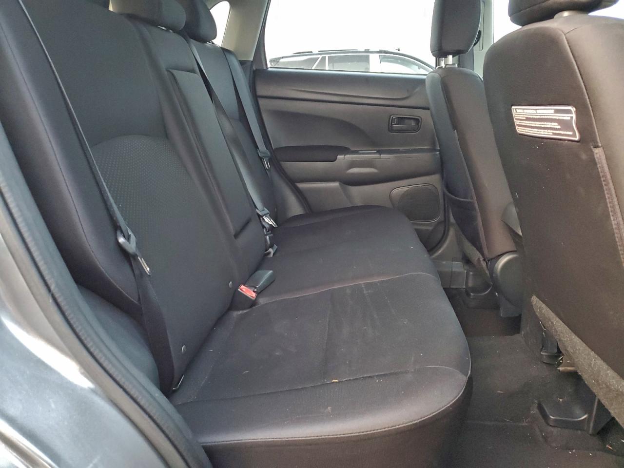 2014 MITSUBISHI OUTLANDER SPORT ES photo 41