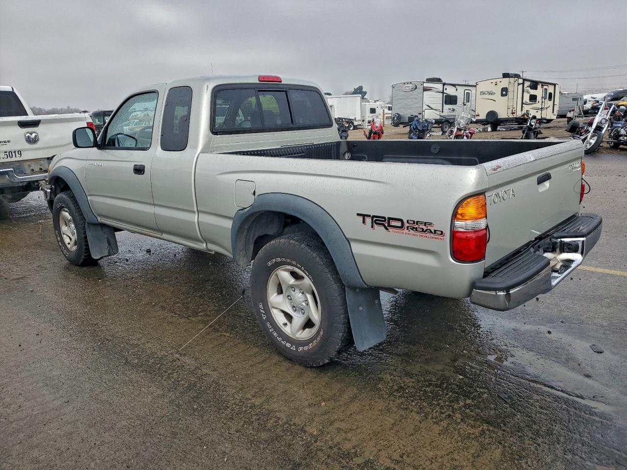 2001 TOYOTA TACOMA XTRACAB PRERUNNER photo 2