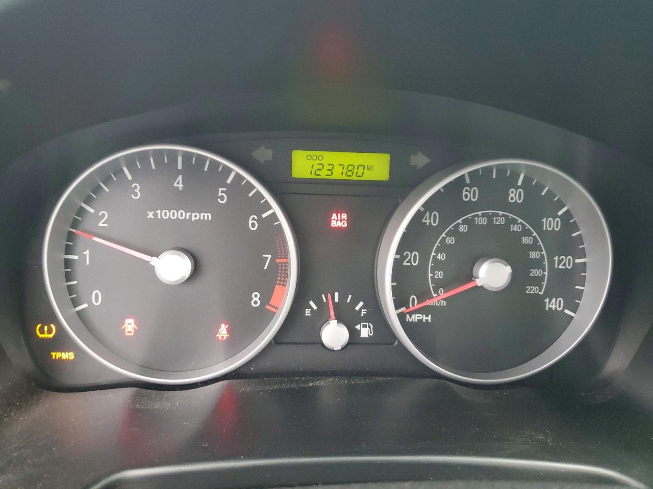2009 HYUNDAI ACCENT GS photo 9