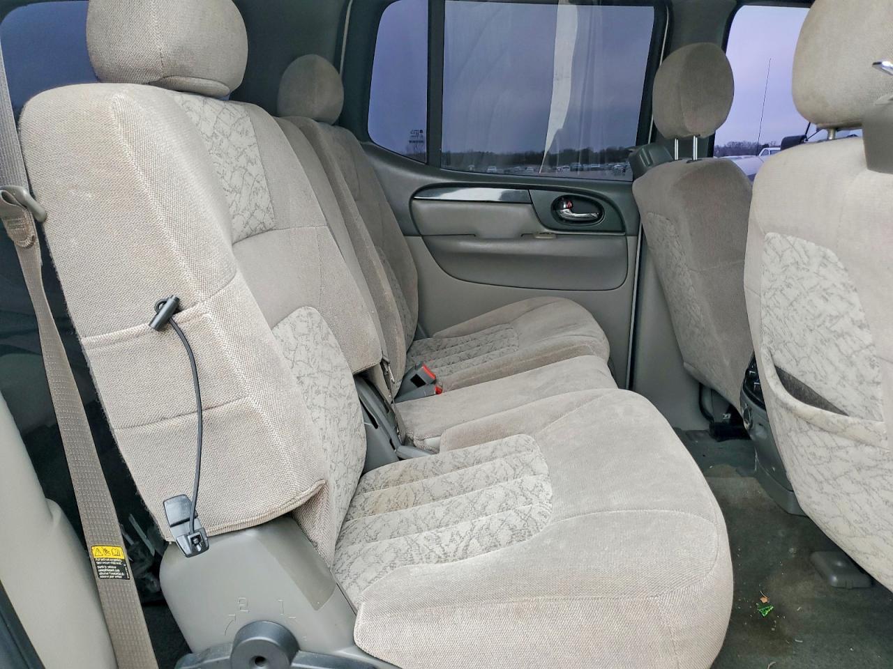 2004 GMC ENVOY XL photo 19