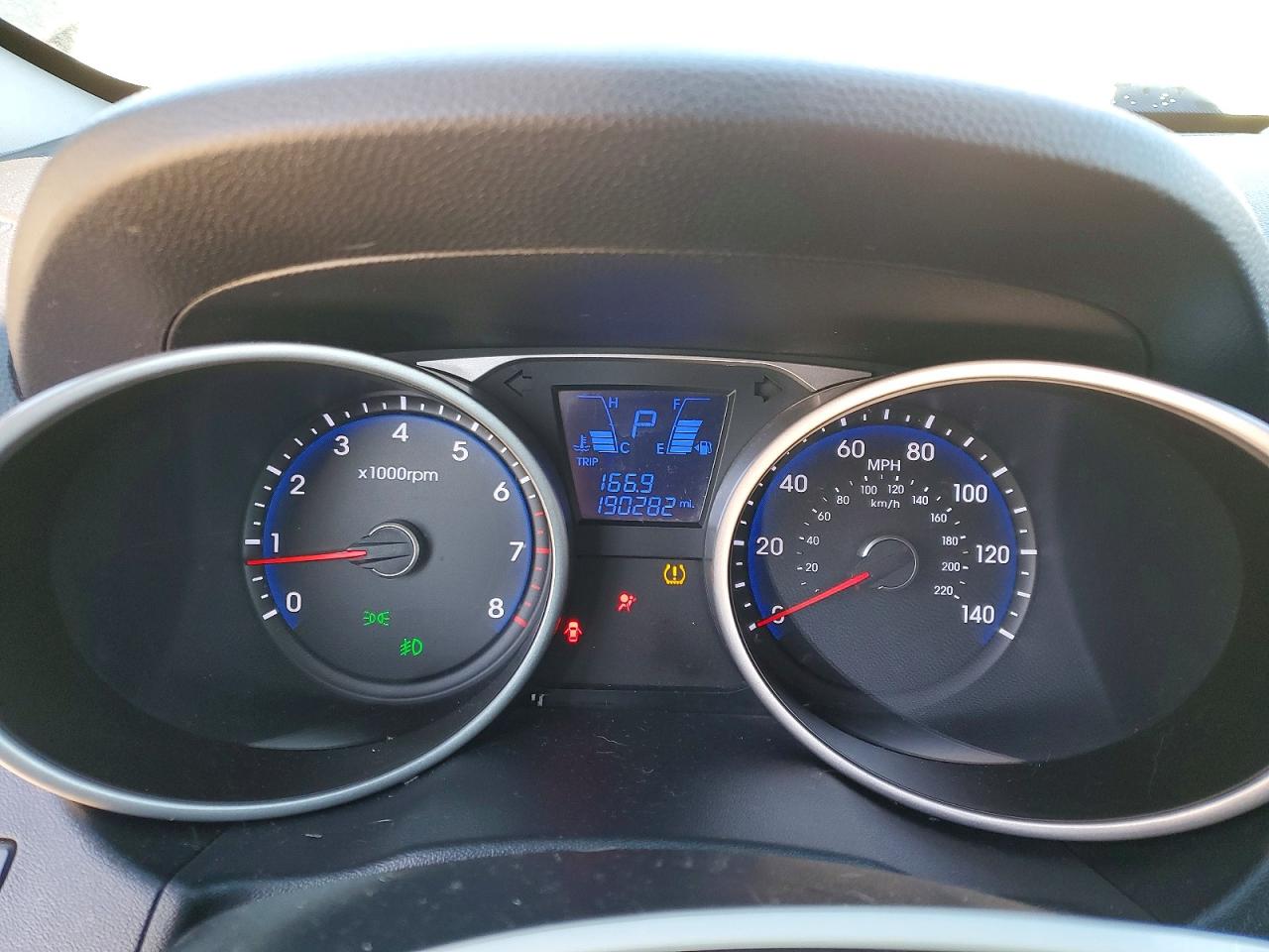 2013 HYUNDAI TUCSON GLS photo 9