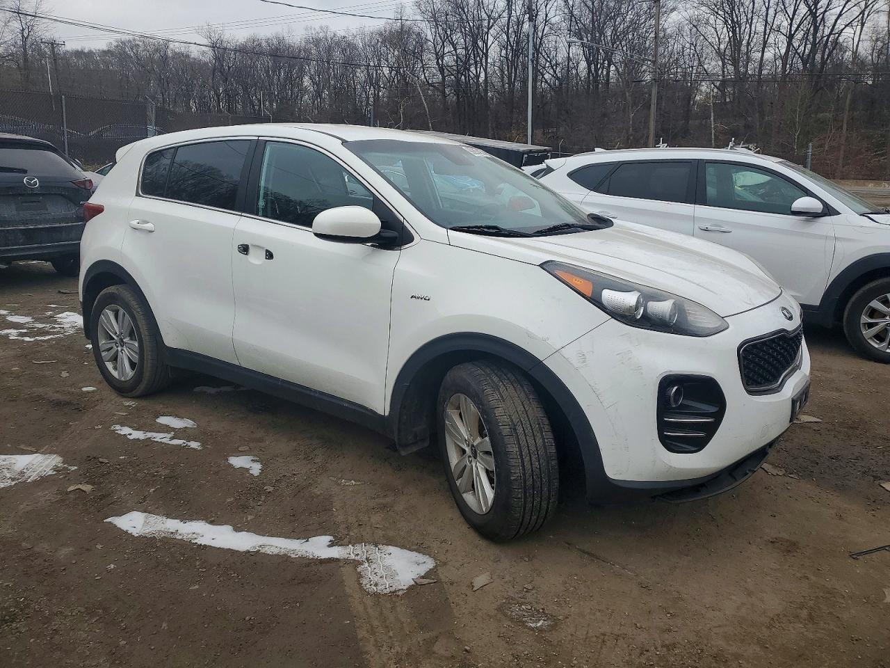 2018 KIA SPORTAGE LX photo 4
