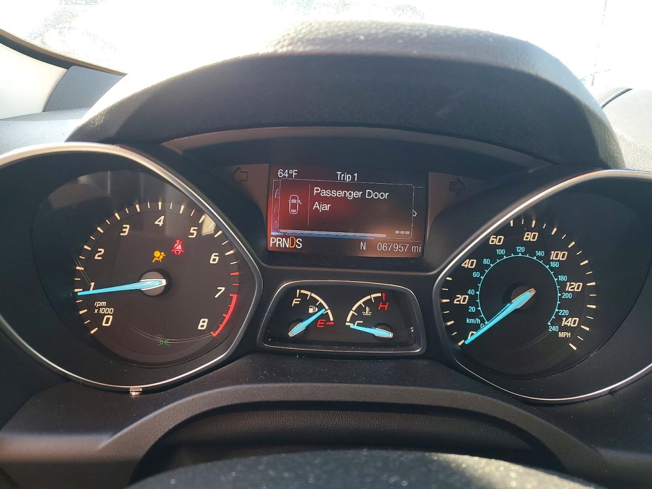 2016 FORD ESCAPE SE photo 9