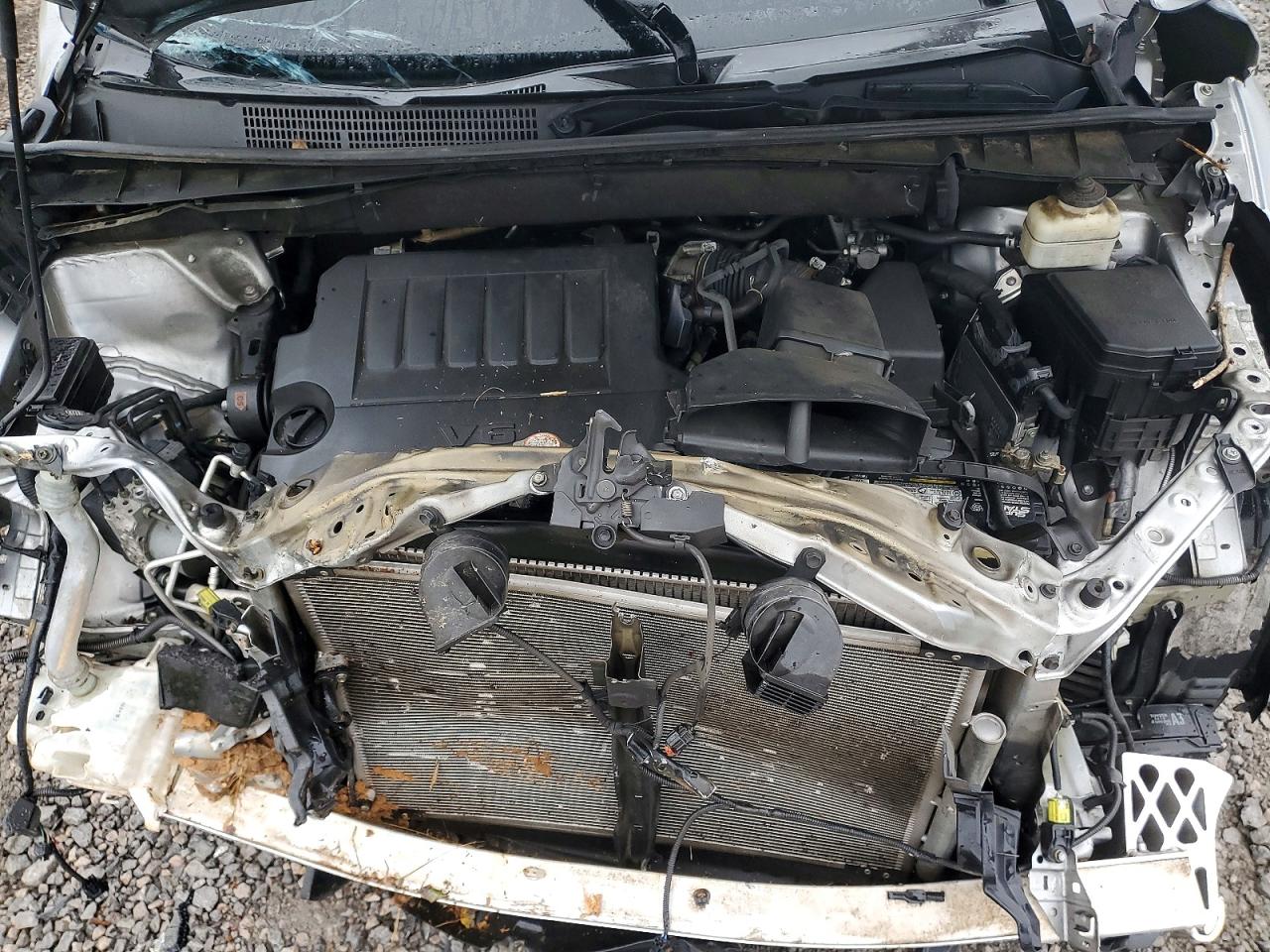 2016 TOYOTA HIGHLANDER XLE photo 12