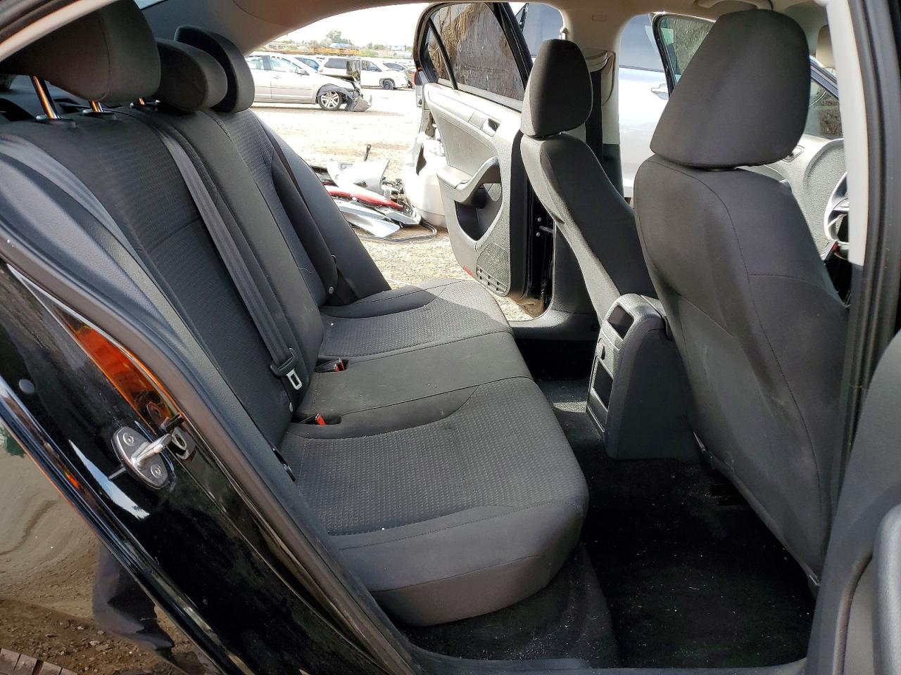 2016 VOLKSWAGEN JETTA S photo 37