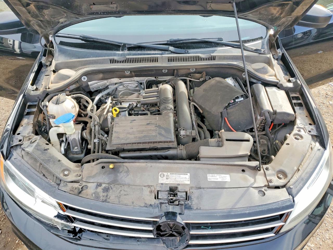 2016 VOLKSWAGEN JETTA S photo 41