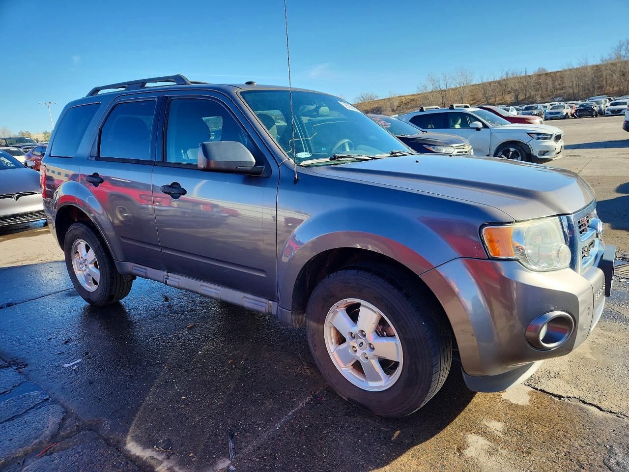 2012 FORD ESCAPE XLT photo 4