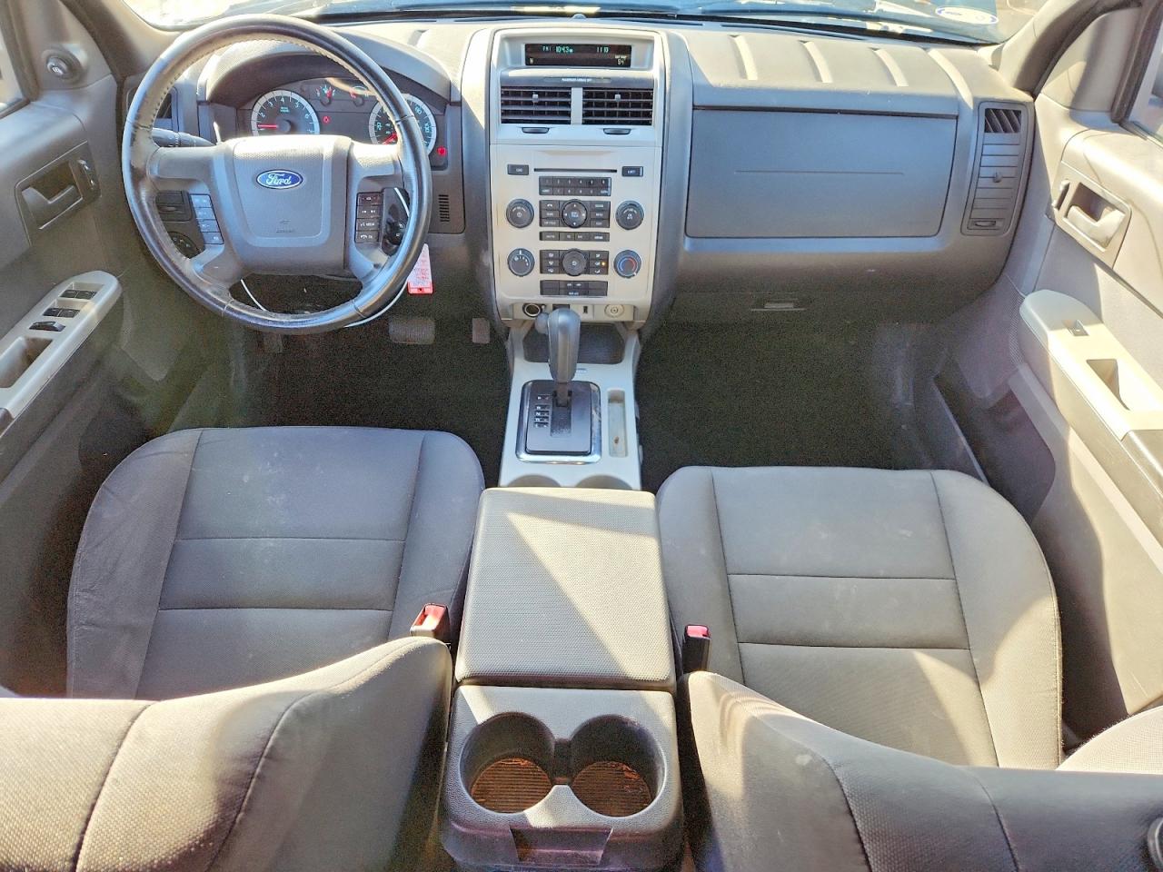 2012 FORD ESCAPE XLT photo 8