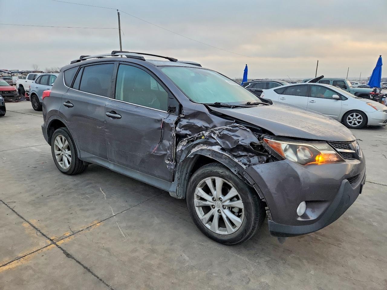 2014 TOYOTA RAV4 LIMITED photo 4