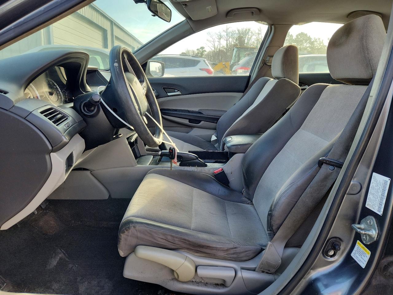 2008 HONDA ACCORD LX photo 7