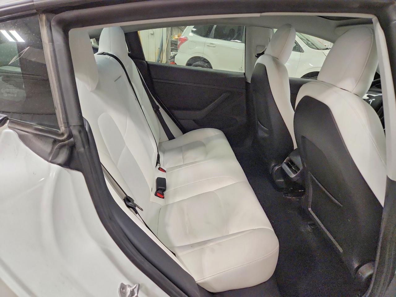 2022 TESLA MODEL 3 photo 10